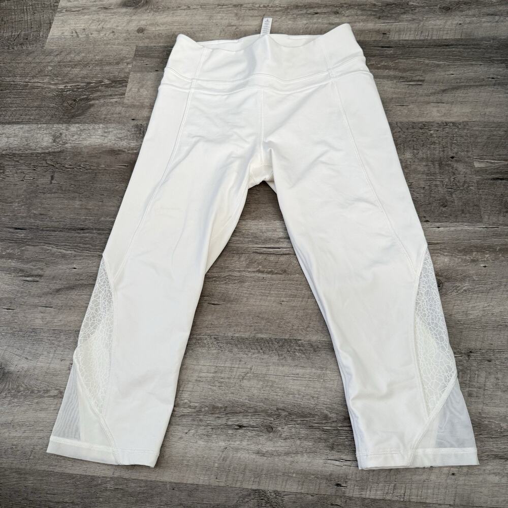 Lululemon Twist & Train Crop Leggings Womens 8 Ivory w Mesh Panels Coin Pocket